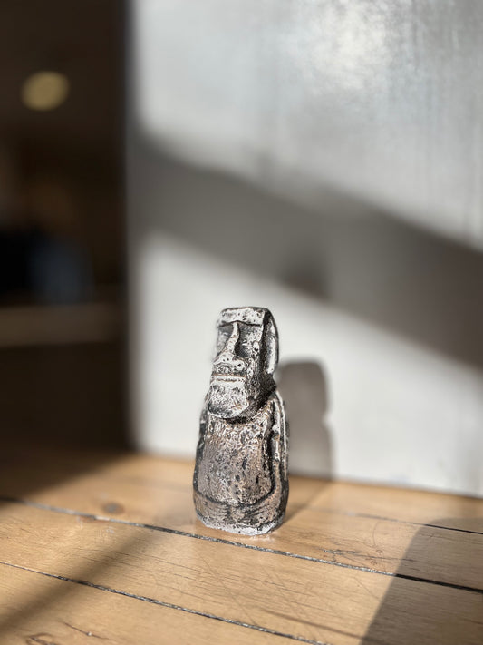 Easter Island Moai (small)