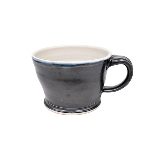 Mug in Black | White glaze (Wide)